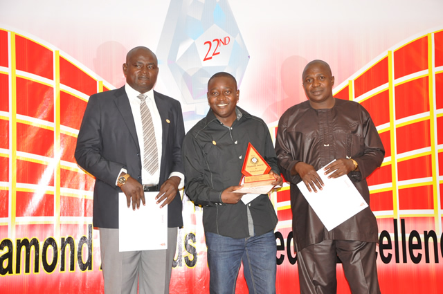 dameawards22nd6_picbg