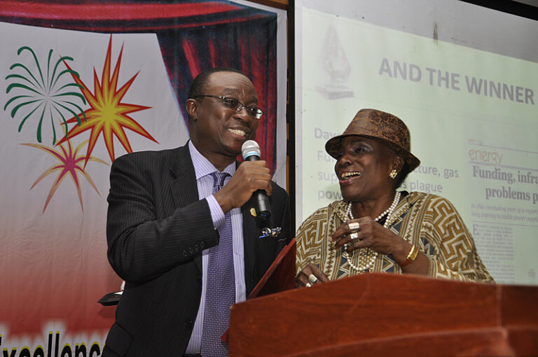 dameawards23rd2_picbg