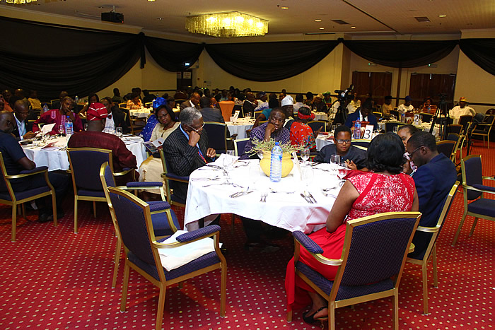 dameawards24th15_picbg